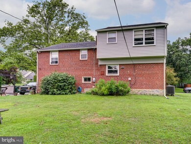 114 Cameron Dr, Wallingford, PA 19086 - photo 4
