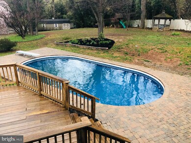 7526 Cherry Tree Dr, Fulton, MD 20759 - photo 2