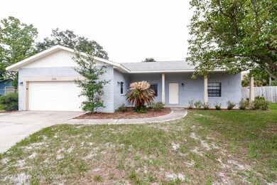 001-photo-front-view-5787310