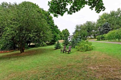 5 Johnson St, Troy, NY 12180 - photo 3