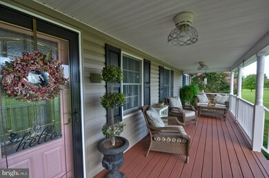 1028 Noble Ln, Berryville, VA 22611 - photo 3