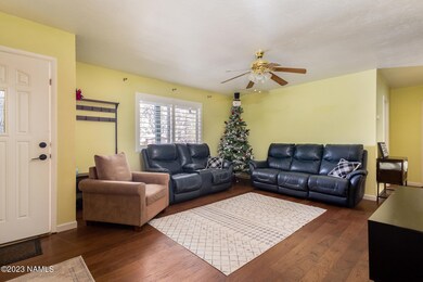 1480 University Dr 007