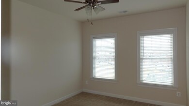 24606 Malibu Terrace, Sterling, VA 20166 - photo 5