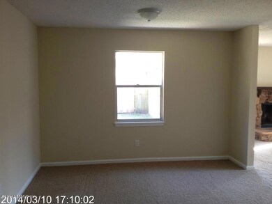 2790 Hidden Village Dr, Jacksonville, FL 32216 - photo 5