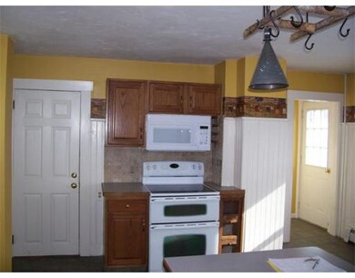 35 Howard St unit 1, Milford, MA 01757 - photo 3