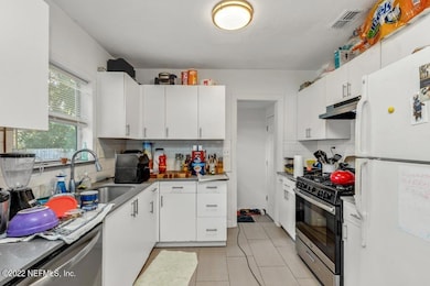 5319 Attleboro St, Jacksonville, FL 32205 - photo 7