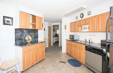 1108 Oriole - Kitchen - 2