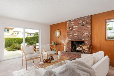 11 - Living Room