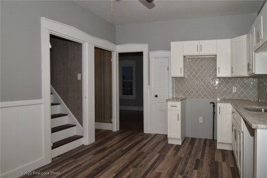 121 Cross St, Central Falls, RI 02863 - photo 6