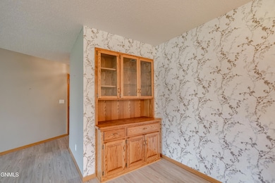 3305 Montreal St unit 202, Bismarck, ND 58503 - photo 5