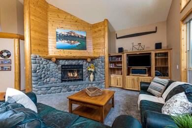 57780 Hickory Ln unit 26, Sunriver, OR 97707 - photo 3