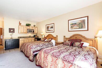2305 Sidewinder Dr 906 Park-003-014-2305