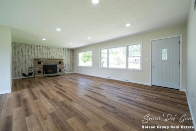 7-web-or-mls-707-e-judd-st