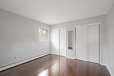 9 Juniper Ln, Eatontown, NJ 07724 - photo 7