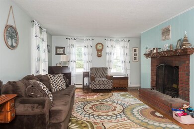 13 Thomas St, Rochester, NH 03867 - photo 2