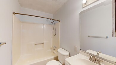 Primary-Bath-En-Suite-40-Bee-111