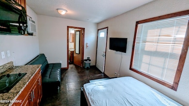 PXL_20241004_154435764