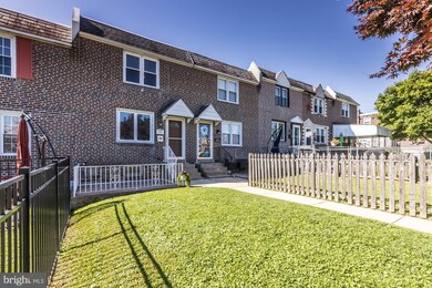 262 Crestwood Dr, Clifton Heights, PA 19018 - photo 3