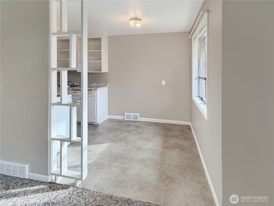 8352 Wabash Ave S, Seattle, WA 98118 - photo 5