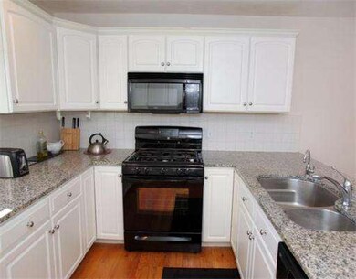 152 Worcester Ln, Waltham, MA 02451 - photo 7