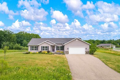 2324 Falcons Cove, Stevens Point, WI 54482 - photo 2