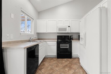 3828 S Rome Way, Aurora, CO 80018 - photo 4