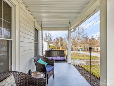 712 Brookshire St, Asheville, NC 28803 - photo 5