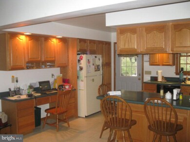 368 Beurys Rd, Ashland, PA 17921 - photo 5