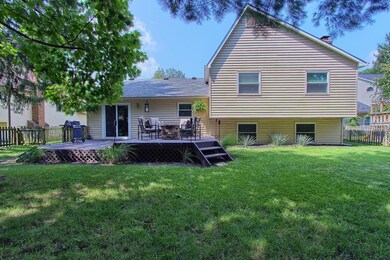 7546 Saunderlane Rd, Columbus, OH 43235 - photo 5