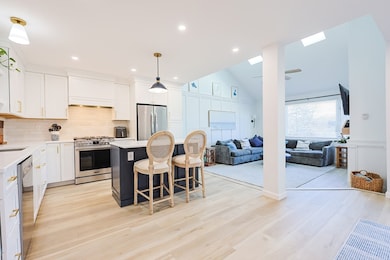 87 Nipmuc Trail unit B, North Providence, RI 02904 - photo 6