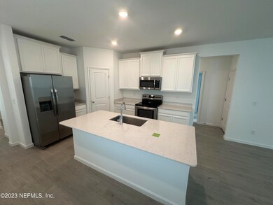 455 Lake Sinclair St, St. Augustine, FL 32084 - photo 2