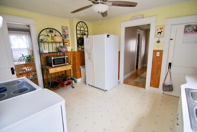 24 Mitchell St, Skowhegan, ME 04976 - photo 3