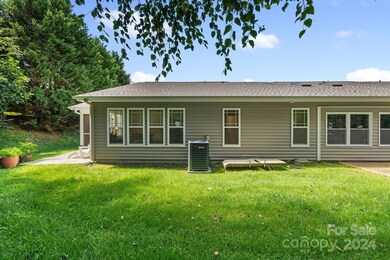 4305 Wood Duck Way, Hendersonville, NC 28792 - photo 4