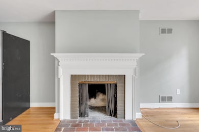 2435 I St NW unit A, Washington, DC 20037 - photo 7