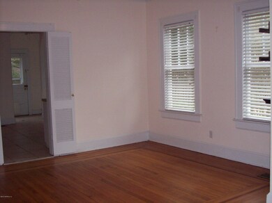 4334 Beverly Ave, Jacksonville, FL 32210 - photo 5