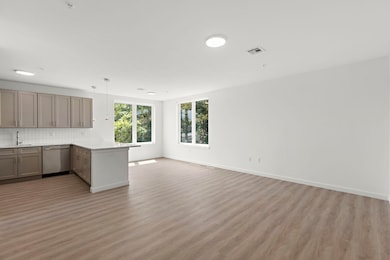 306 Bergen Ave unit 305, Jersey City, NJ 07305 - photo 3