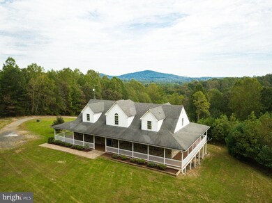 102 Charlies Farm Ln, Castleton, VA 22716 - photo 4