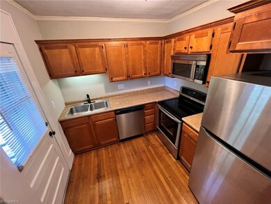 1517 W 1st St unit 3, Winston Salem, NC 27104 - photo 4