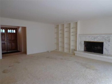 3218 Nugent Blvd, Columbus, IN 47203 - photo 2