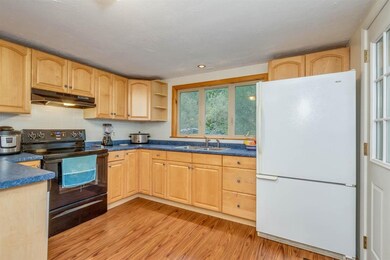 56 W Parish Rd, Concord, NH 03303 - photo 4