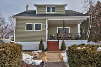 17 Olendike St, Throop, PA 18512 - photo 2