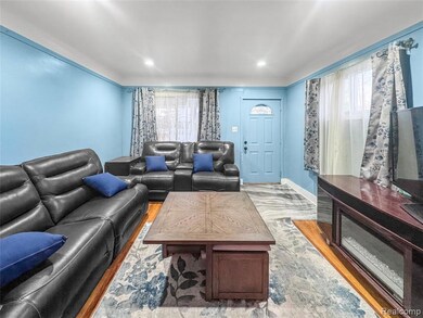 8805 Whitlock Ave, Dearborn, MI 48126 - photo 6