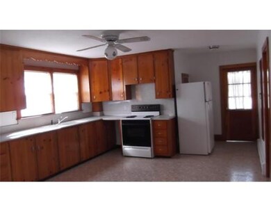 216 Washington St, Taunton, MA 02780 - photo 5