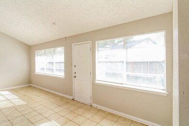 7342 Sonnet Glen Ln, Houston, TX 77095 - photo 5