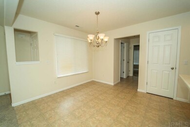 912 Heatherwood Ln, Ossian, IN 46777 - photo 5