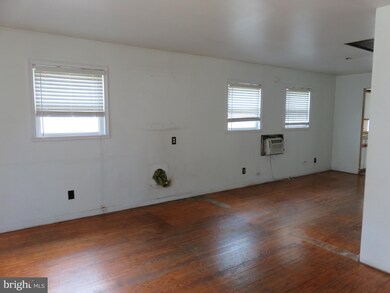 1179 Holly Vista Dr, Colonial Beach, VA 22443 - photo 3