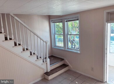 983 Trent Rd, Camden, NJ 08104 - photo 4