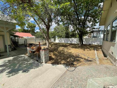 344 W 2nd St, Winnemucca, NV 89445 - photo 5