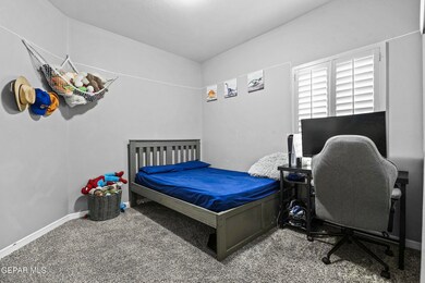 13804 Paseo de Plata Dr, Horizon City, TX 79928 - photo 5