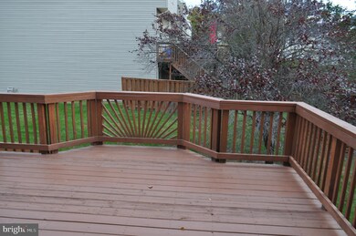 13102 Rosebay Dr, Germantown, MD 20874 - photo 2